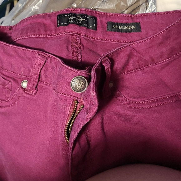 Kiss Me Jegging - Picture 3 of 3